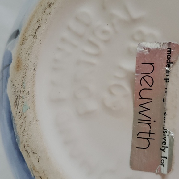 Hand Painted Sunflower Pitcher Portugal Neuwirth Brand Artist Signed 6-7" - Picture 7 of 10